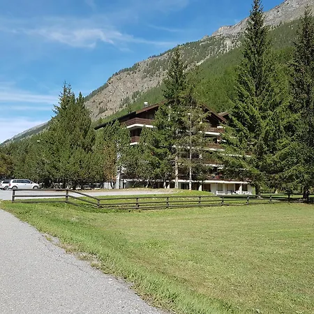 Monte Rosa Taesch, Mit Wellness Bereich شقة *