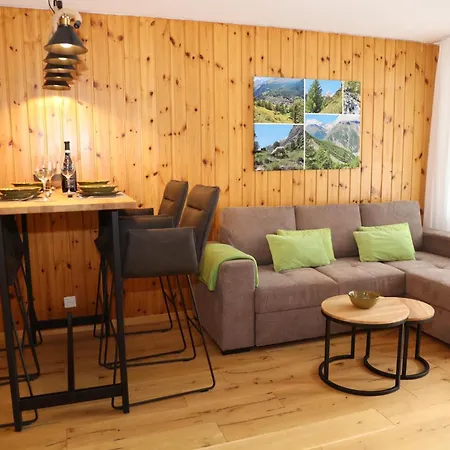 Monte Rosa Taesch, Mit Wellness Bereich شقة